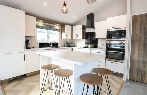 Hopton Cabaña | Broadland Sands Lodge