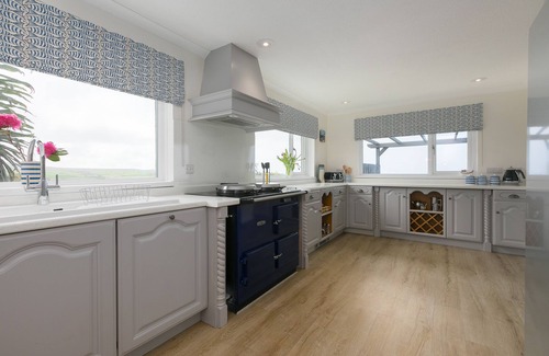 St Just Casa | BROADLANDS, pet friendly, country holiday cottage in St Just