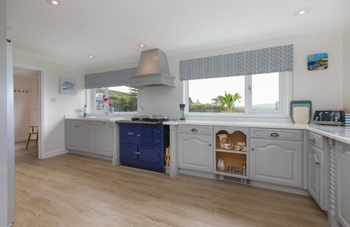 St Just Casa | BROADLANDS, pet friendly, country holiday cottage in St Just