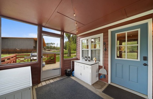 Valle Crucis Cabaña | Broadstone Cottage- pet friendly, fire pit, Valle Crucis