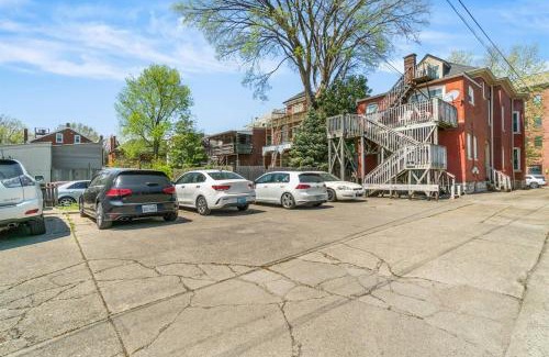 Highlands Apartamento | Broadway Basecamp!