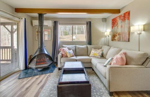 Broadway Casa | Broadway Cabin with Hot Tub Hike and Ski