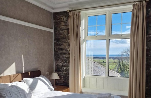 Laugharne Casa | Broadway Country House Hotel