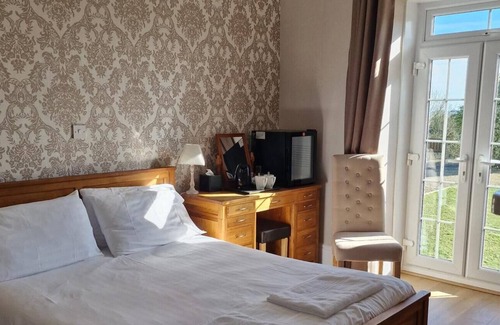 Laugharne Casa | Broadway Country House Hotel