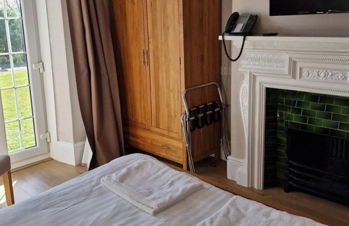 Laugharne Casa | Broadway Country House Hotel