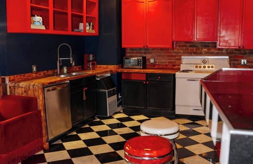 Downtown Nashville Casa | Broadway Penthouse: Stadium View