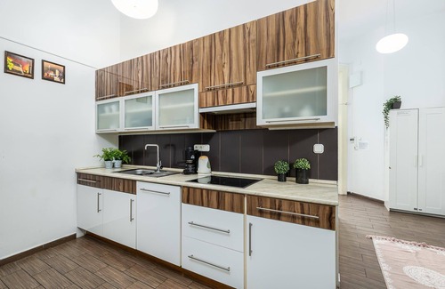 Terezvaros Apartamento | BROADWAY SOHO Neighborhood