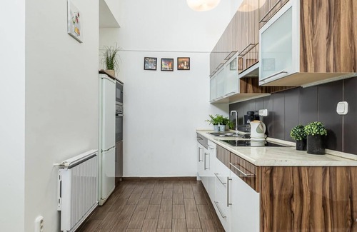 Terezvaros Apartamento | BROADWAY SOHO Neighborhood