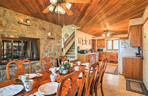 Brocton Casa | Casa frente al mar en el lago Erie w / Backyard & Fire Pit