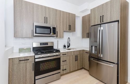 Grand Boulevard Condominio | Bronzeville Manor walking distance to hospitals