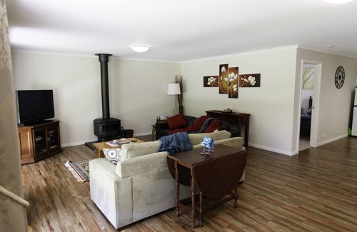Myrrhee Casa | Brookfield Guesthouse
