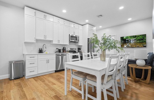 Griggs Park Apartamento | Brookline Lux | Rooftop Fenway T BU BC Simmons