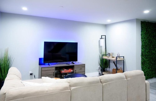 Crown Heights Apartamento | Brooklyn Retreat-Ideal Getaway/Movie or Game Night