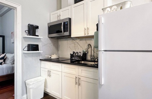 Spruce Hill Apartamento | Brooklyn Vibe Meets UPenn - Stylish 1BR/Sleeps 3