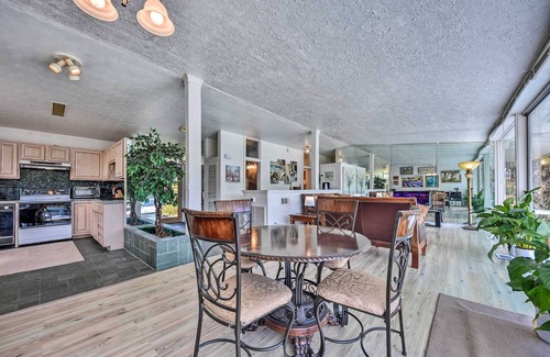 Jacksonville Casa | 'Brookside' Waterfront Home w/ Kayaks & Deck!