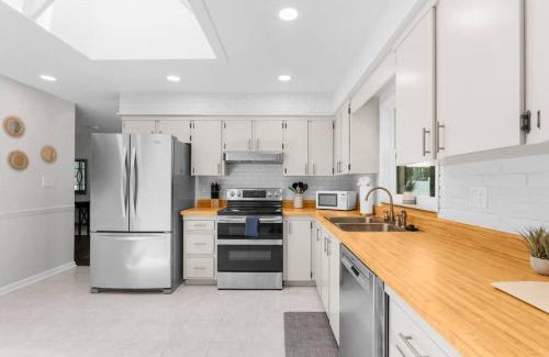Brooksville Casa | Brooksville Oasis! 3 Bedroom, Pool Home