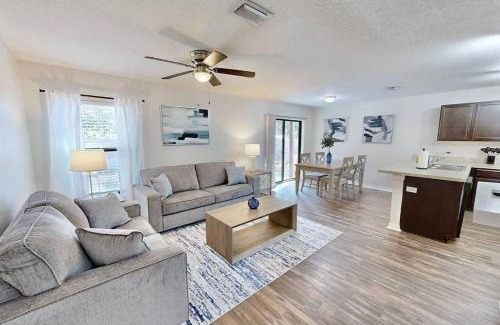 Brooksville Casa | Brooksville Retreat! 3 Bed, 2 Bath!