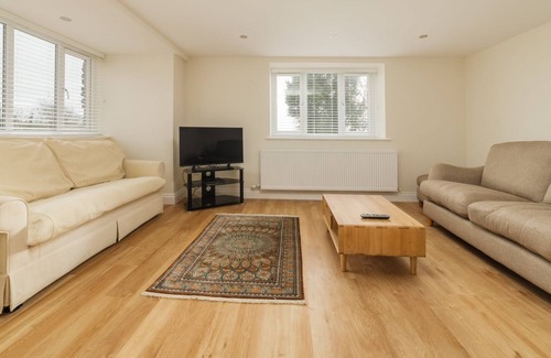 Derbyhaven Casa | Brookville Cottage is a recently completed barn conversion set in the rural southern village of Ball
