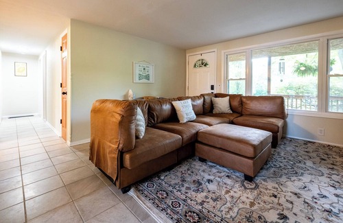 Unionville Cabina | Brown County Lake Cabin near Bloomington IU