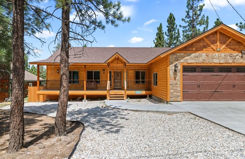 Summit Estates Cabina | Brownie Bear Cabin W/ Hot Tub, Walk to Snow Summit