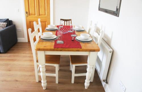 Kentstown Apartamento | Brownstead Cottage