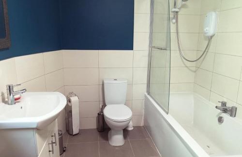 Kentstown Apartamento | Brownstead Cottage