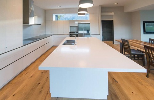 Wanaka Casa | Casa de diseño arquitectónico, cerca del lago Wanaka y a poca distancia de la ciudad