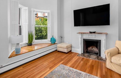 Fenway–Kenmore Apartamento | Brownstone Townhouse in Fenway