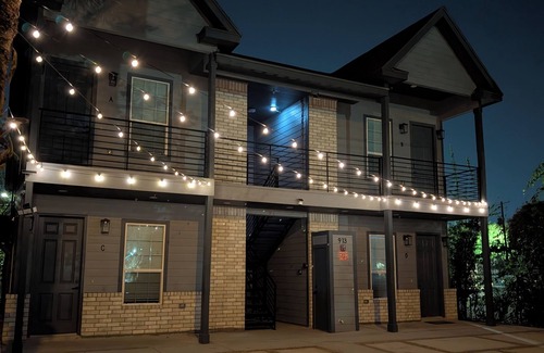 Mitte Cultural District Apartamento | Brownsville Downtown Getaway