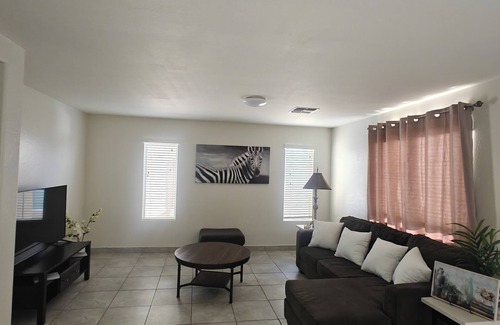 Buckeye Casa | Browny 4 bedrooms 2.5 bath home near freeway.