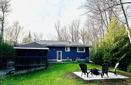 South Bruce Peninsula Cabaña | Bruce Peninsula Family Cottage (Berford Lake 4 bedrooms, 2bath)