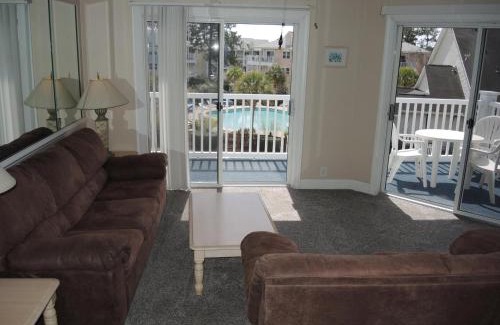Calabash Villa | Brunswick Plantation Pool View Unit 1509