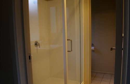 Alonnah Hotel | Bruny Island Escapes and Hotel Bruny