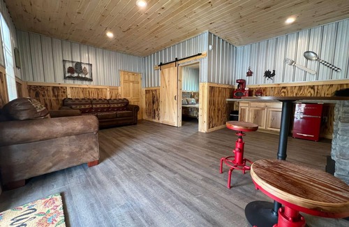 Kegley Cabina | Brushcreek Falls RV Resort