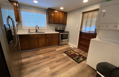 Ashley Oaks Cabina | Brushy Mtn Bungalow-Near Windrock Park Trail G23