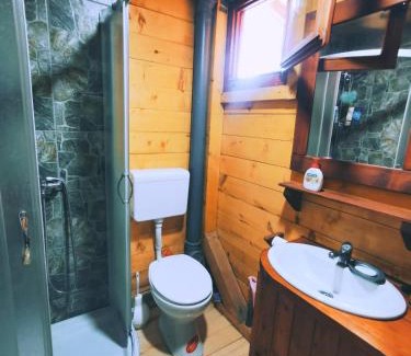 Bor Casa | Brvnara koliba