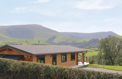 Machynlleth Casa | Bryn Eiddon Log Cabin