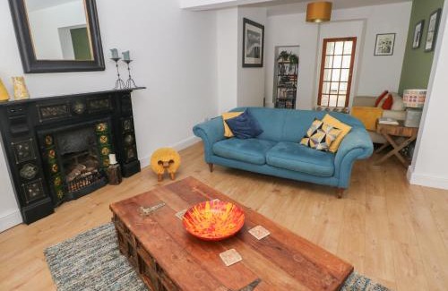 Narberth Casa | Bryn Siriol