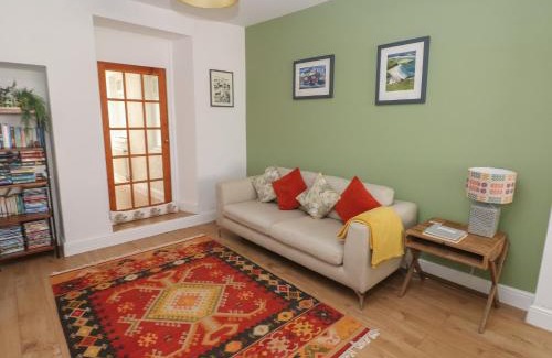 Narberth Casa | Bryn Siriol