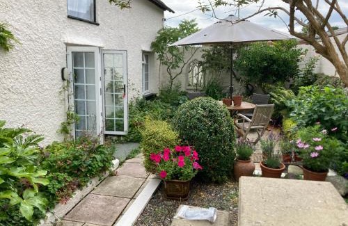 Welshpool Apartamento | Bryntirion Farmhouse Apartment with Hot Tub