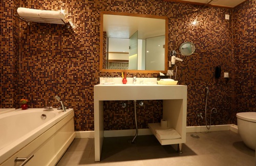 Bakrakot Hotel | Brys Caves