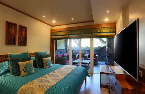 Bakrakot Hotel | Brys Caves