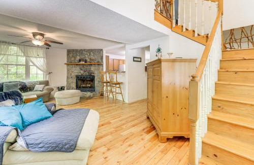 Bryson City Casa | Bryson City Cottage with Hot Tub and Waterfall Views!