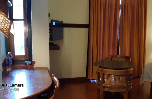 Kochi Hotel | BTH Sarovaram