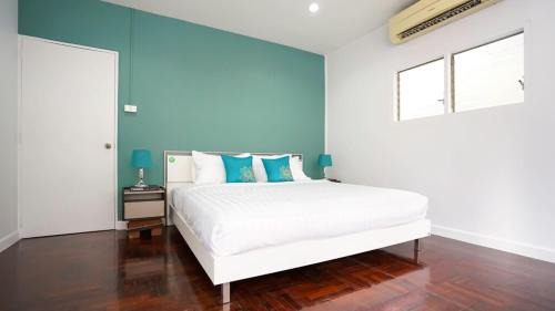 Khlong Toei Nuea Apartamento | BTS Asoke 6bedroom townhouse