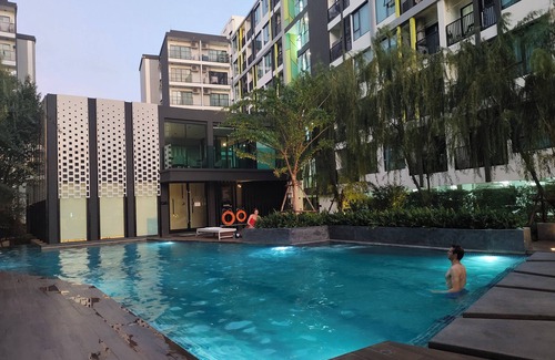 Khlong Toei Condominio | BTS ON NUT, MONO-STUDIO, Swimming Pool