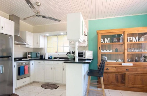 Washington Villa | New 4 Bedroom Villa with Pool - Great Location!