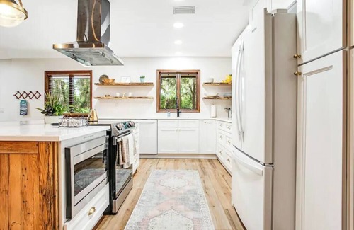 Amelia City Casa | Buccaneer Bungalow on Amelia Isle - Premium Vacation Rental!