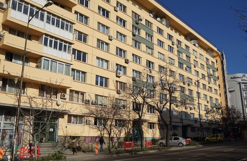 Bucharest City-Centre Apartamento | Bucarestrent - In A Cosy Studio Downtown Bucharest, View Royal Palace