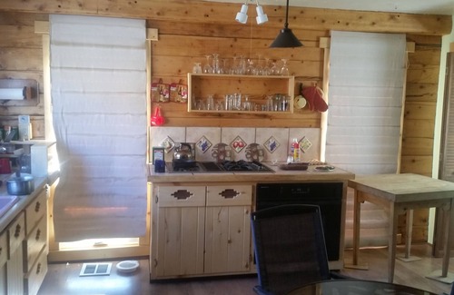 Villa Grove Casa | Little BONANZA Buck, Creek atraviesa 13 acres de Freedom
